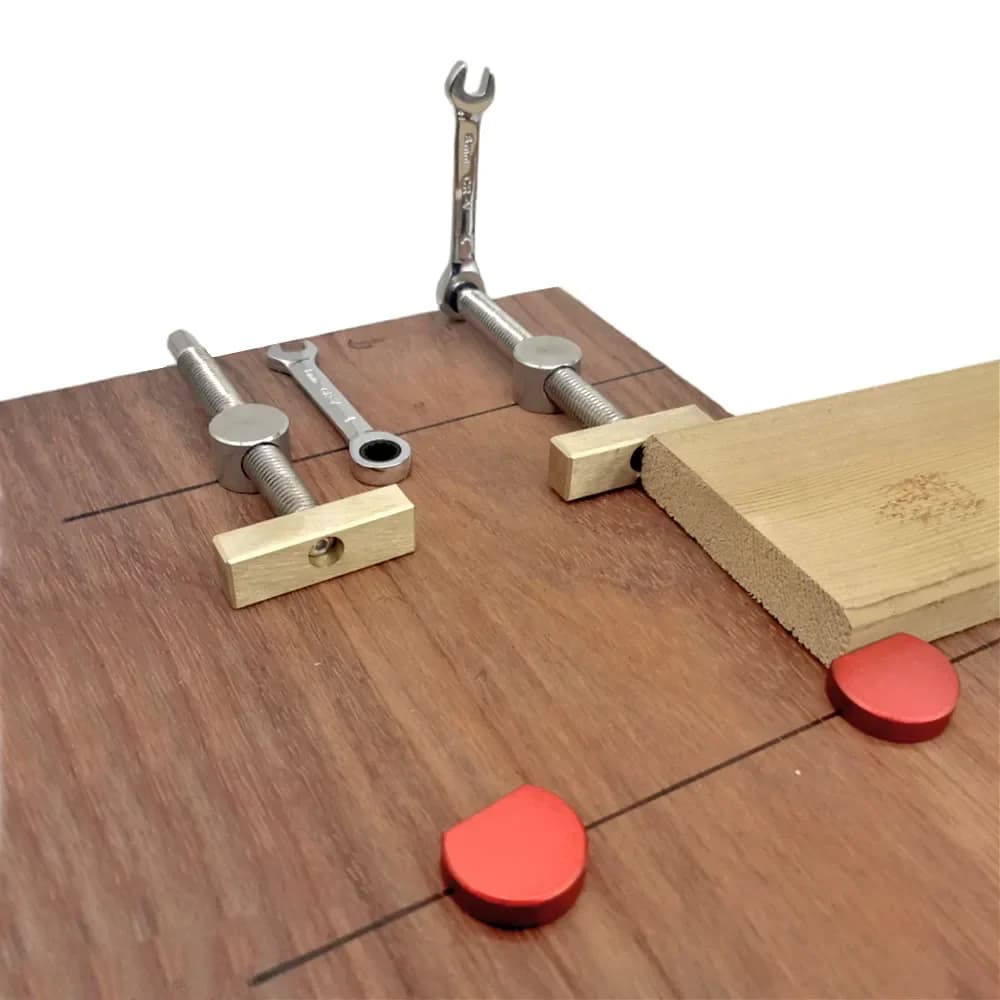 Messingsnøye klemmer for 19/20 mm hull
